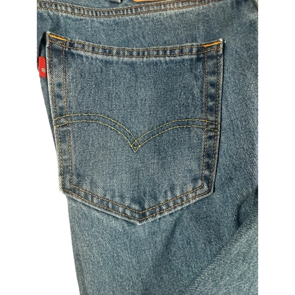 Rare Levi's 550 Jeans Mens 38x29 Relaxed Fit Blank Red Tab Light Wash Denim